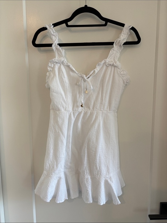 Princess Polly Dresses & Skirts - Princess Polly White Ruffle-Trim Dress
